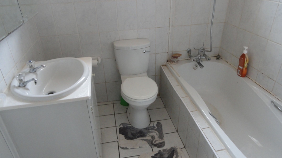 To Let 1 Bedroom Property for Rent in Potchefstroom North West